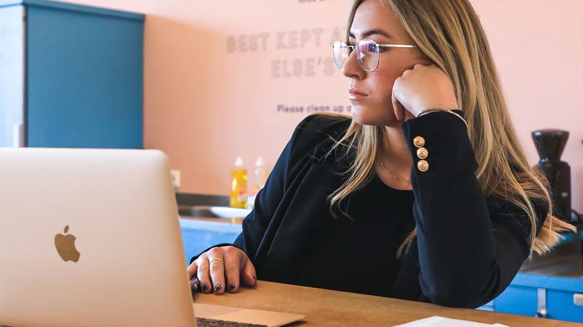 Why You Should Rethink How You Manage Company Expenses (Resources)