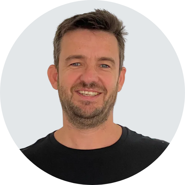 Photo of Robert Easton